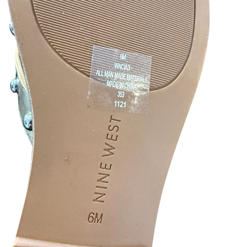 Nine West Womens like-new gold faux leather studded woven slide, flat, Size 6M - Picture 5 of 5